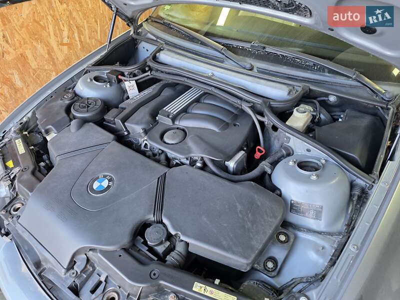 Кабриолет BMW 3 Series 2005 в Черновцах