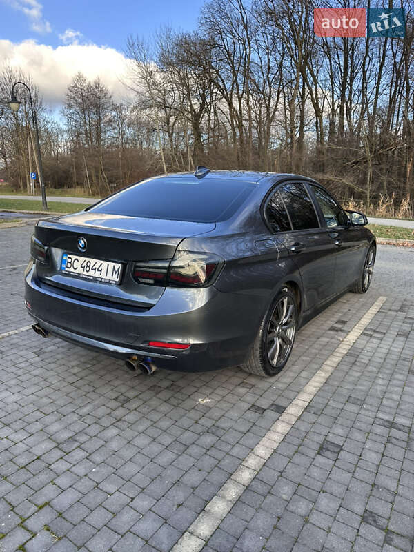 Седан BMW 3 Series 2013 в Львове фото 7 Седан BMW 3 Series 2013 в Львове