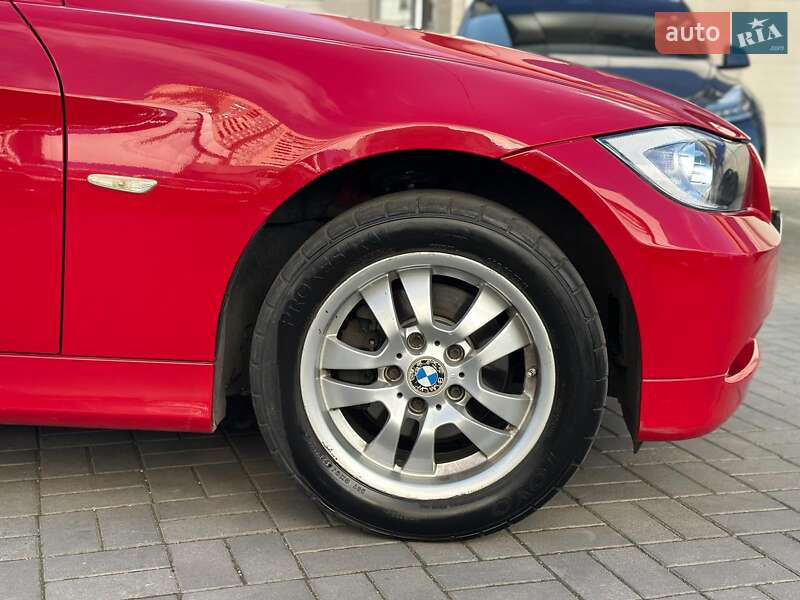 Седан BMW 3 Series 2007 в Одессе