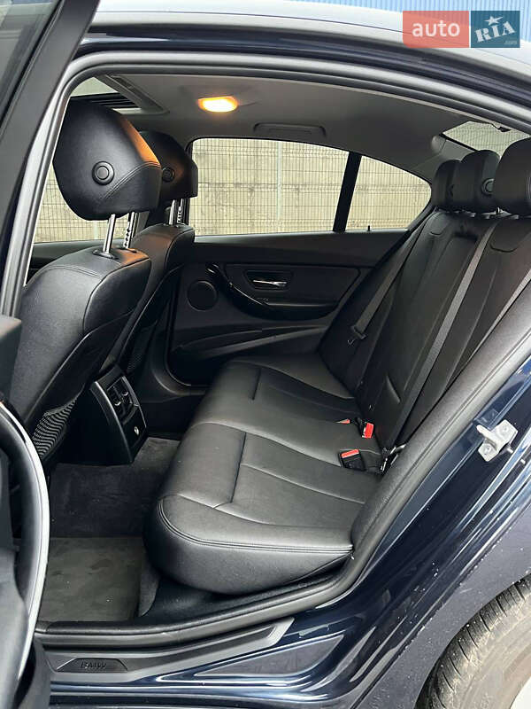 Седан BMW 3 Series 2016 в Виннице фото 16 Седан BMW 3 Series 2016 в Виннице