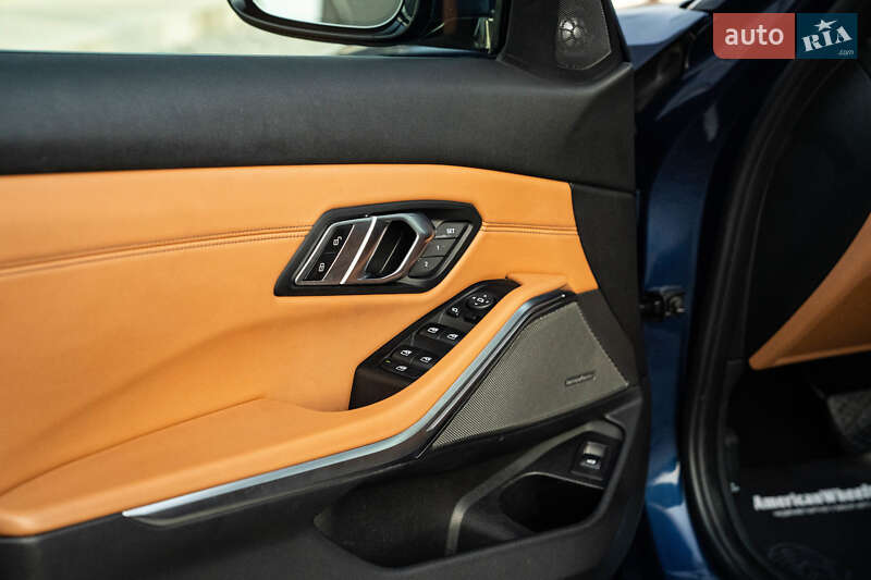 Седан BMW 3 Series 2019 в Черновцах