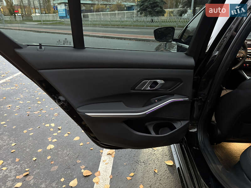 Седан BMW 3 Series 2019 в Киеве фото 12 Седан BMW 3 Series 2019 в Киеве