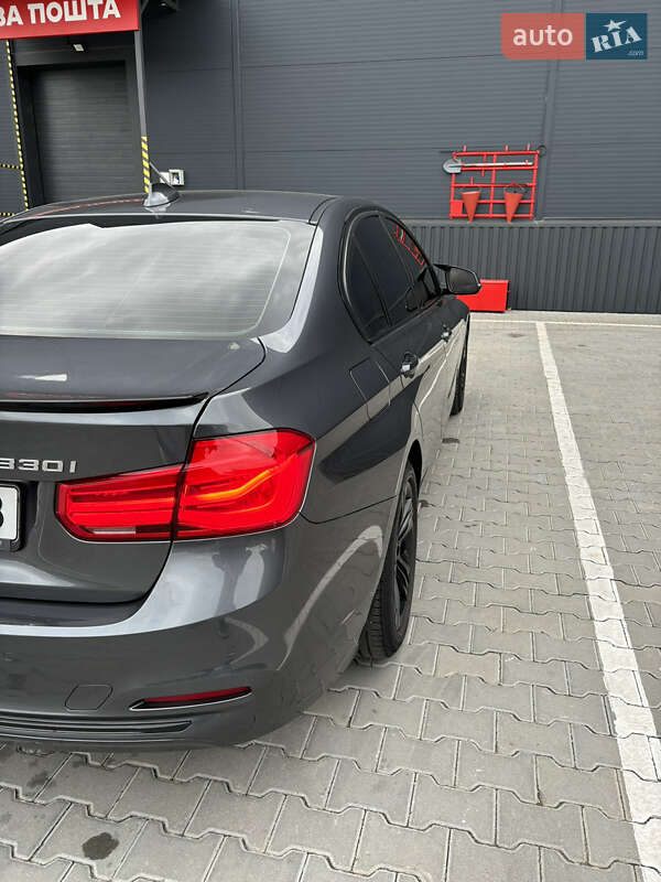 Седан BMW 3 Series 2017 в Виннице