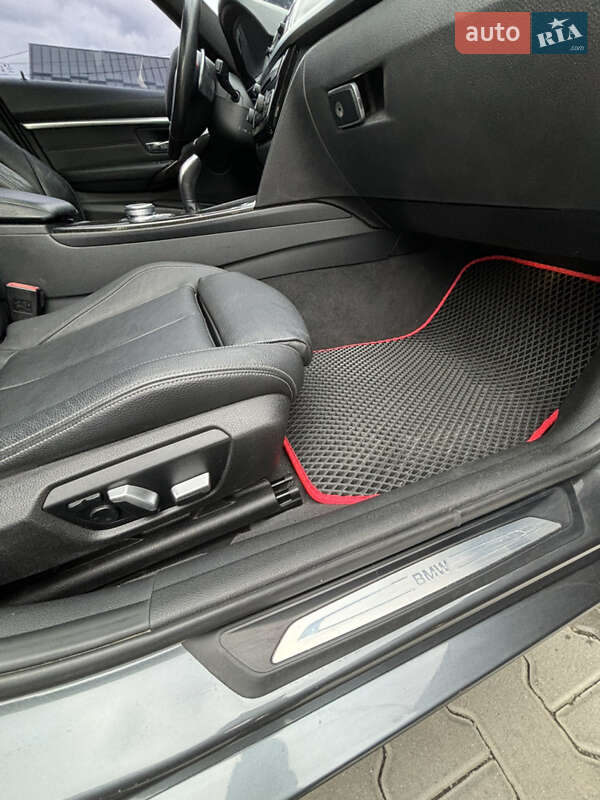 Седан BMW 3 Series 2017 в Виннице