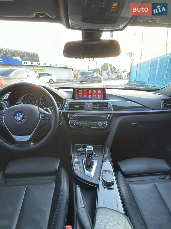 Седан BMW 3 Series 2017 в Виннице