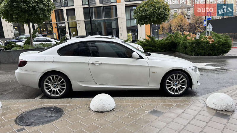 Купе BMW 3 Series 2012 в Киеве