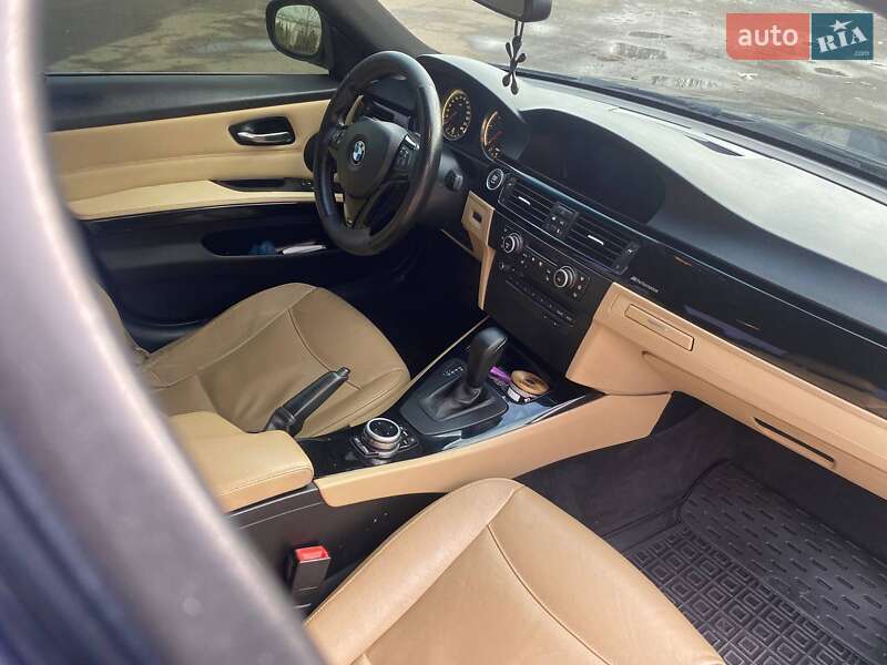 Седан BMW 3 Series 2010 в Черкассах