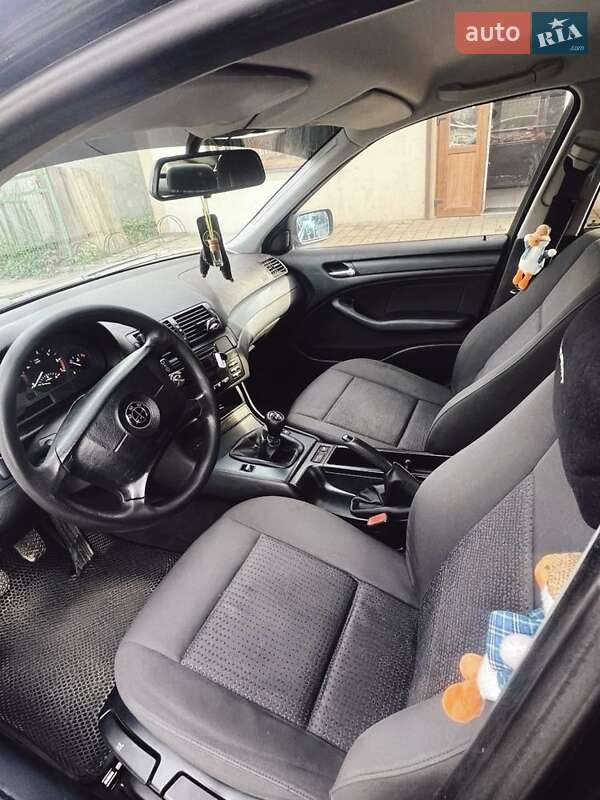 Седан BMW 3 Series 2003 в Ивано-Франковске
