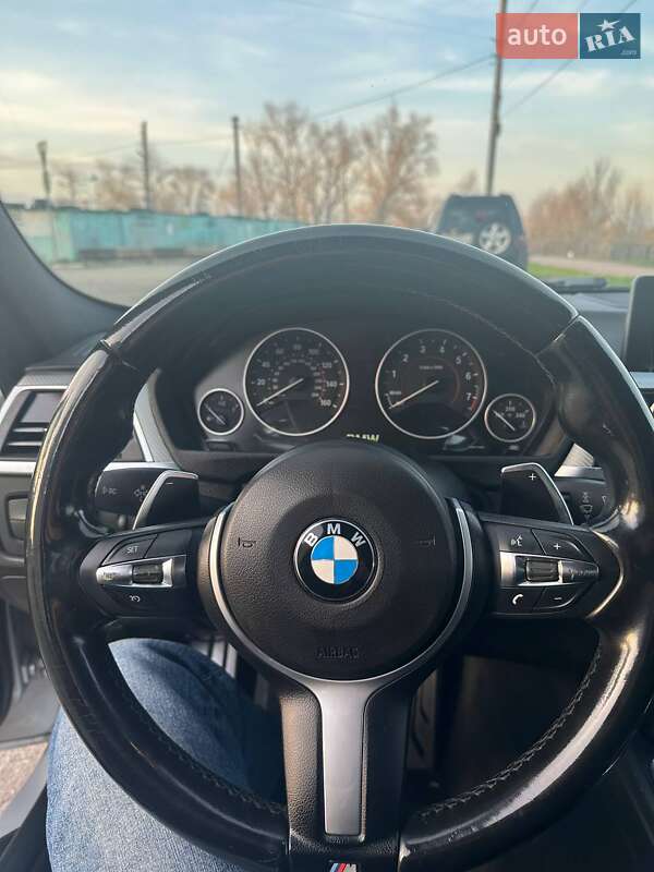 Седан BMW 3 Series 2013 в Киеве