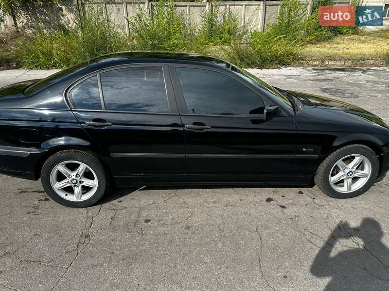 Седан BMW 3 Series 2000 в Запоріжжі