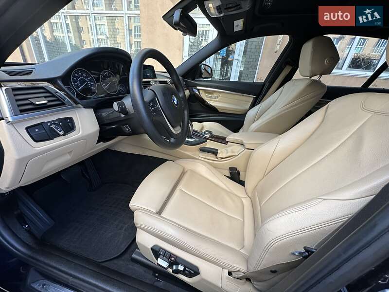 Седан BMW 3 Series 2017 в Киеве