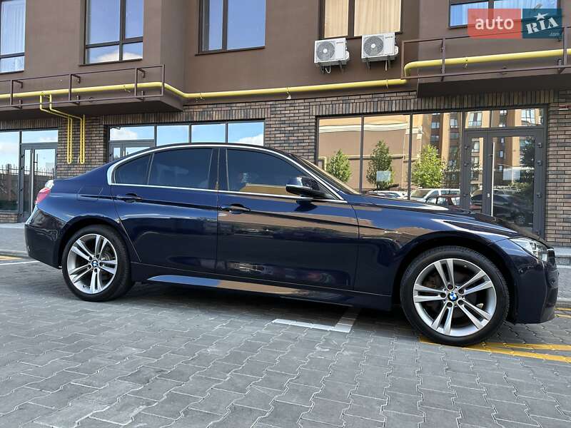 Седан BMW 3 Series 2017 в Киеве