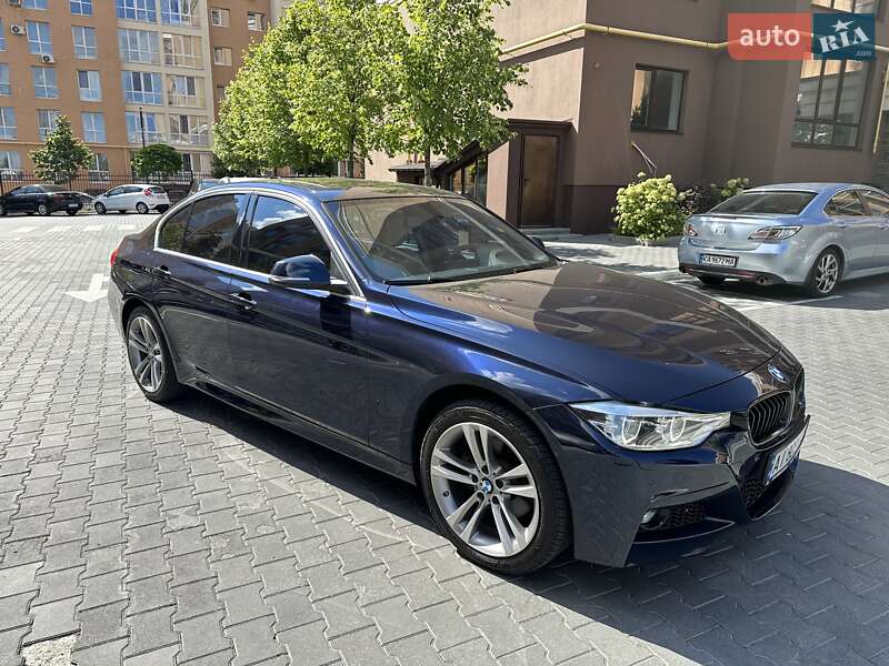 Седан BMW 3 Series 2017 в Киеве