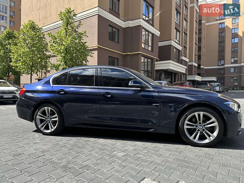 Седан BMW 3 Series 2017 в Киеве
