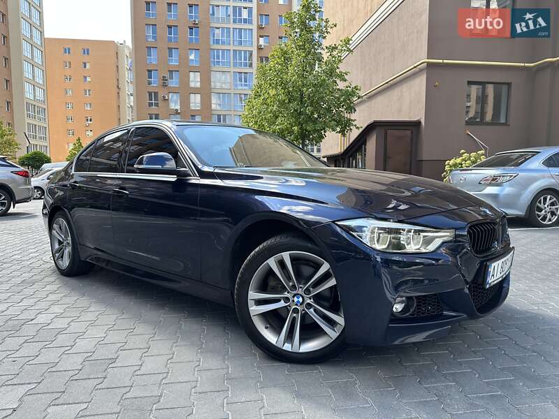Седан BMW 3 Series 2017 в Киеве