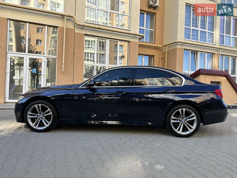 Седан BMW 3 Series 2017 в Киеве