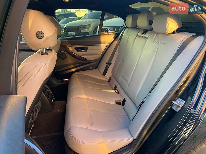 Седан BMW 3 Series 2013 в Львове