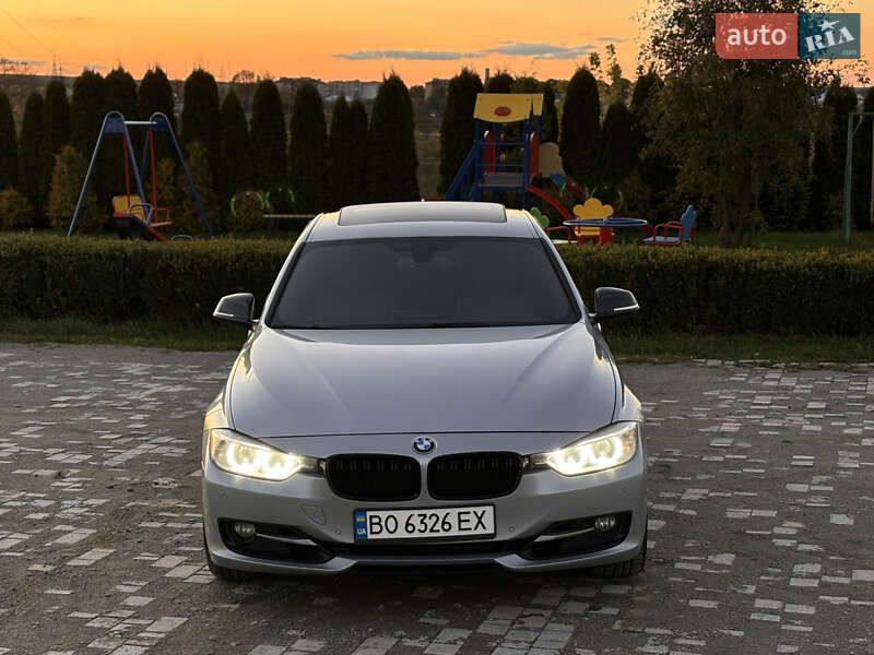 Седан BMW 3 Series 2012 в Тернополі