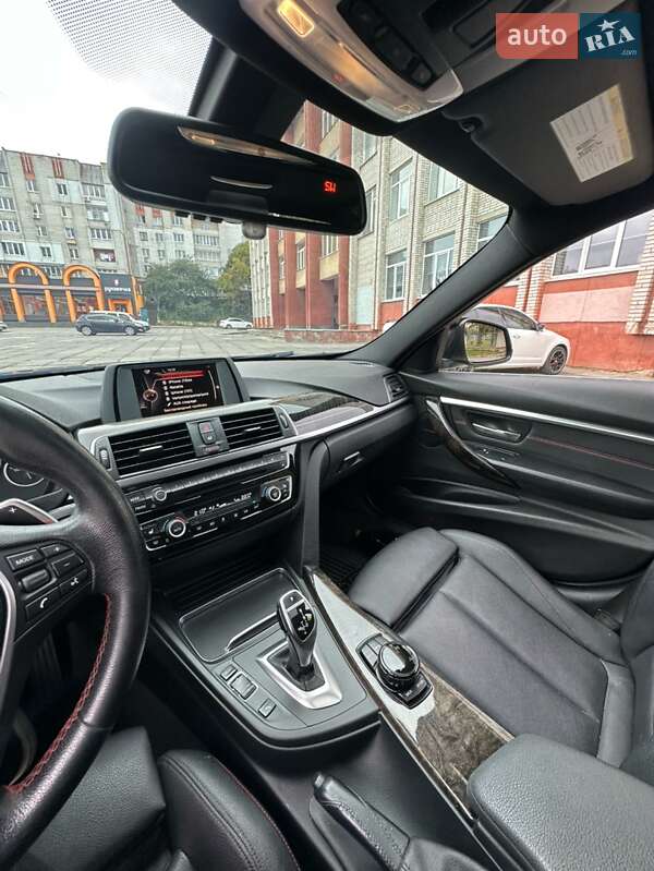 Седан BMW 3 Series 2016 в Львові
