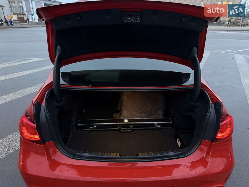 Седан BMW 3 Series 2013 в Киеве