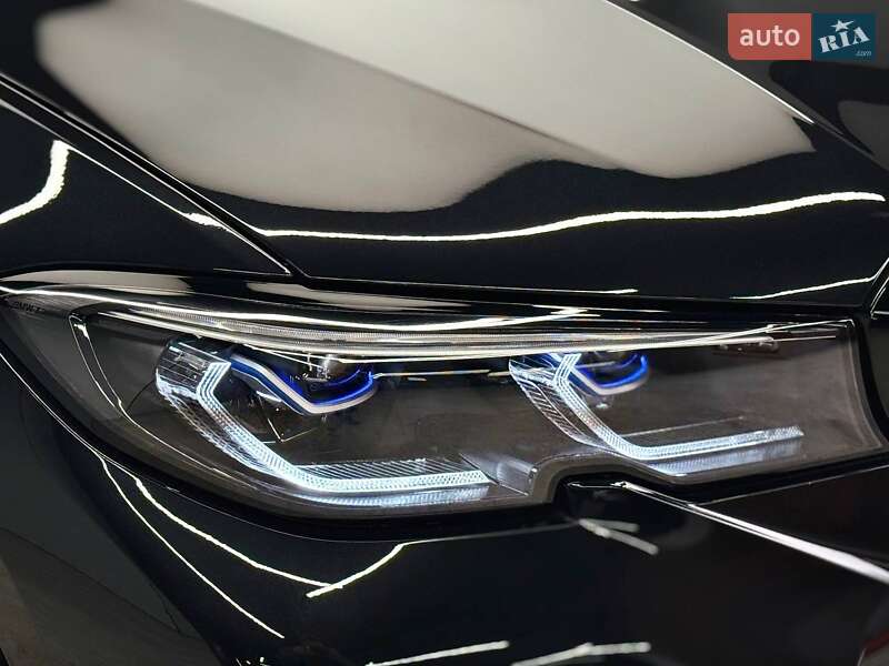 Седан BMW 3 Series 2022 в Киеве