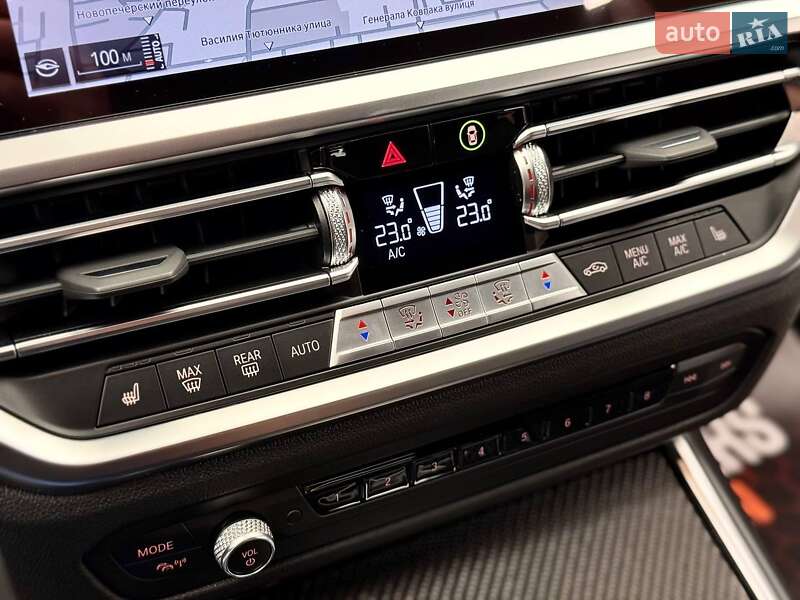 Седан BMW 3 Series 2022 в Киеве