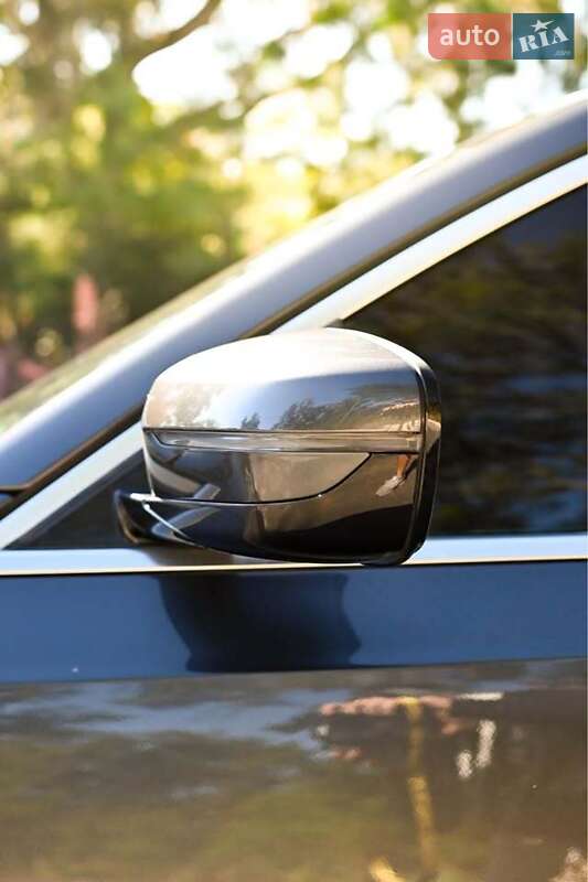 Седан BMW 3 Series 2020 в Виннице