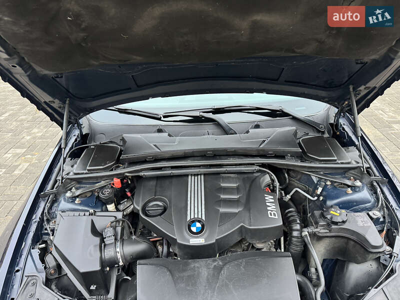 Универсал BMW 3 Series 2010 в Запорожье