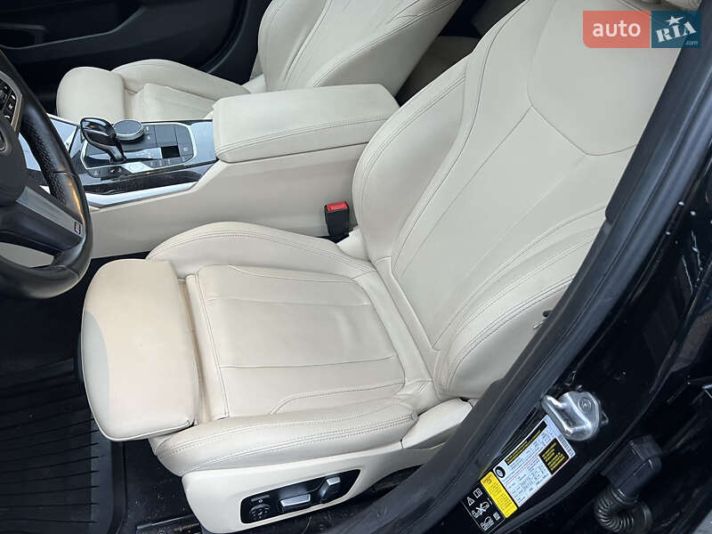 Седан BMW 3 Series 2020 в Виннице