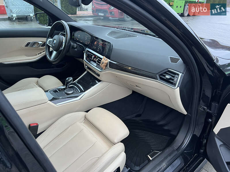 Седан BMW 3 Series 2020 в Виннице