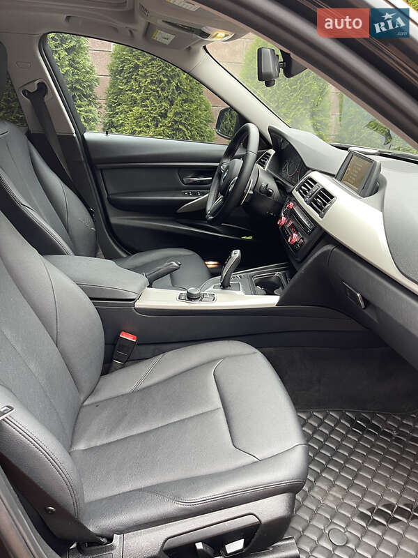 Седан BMW 3 Series 2013 в Киеве