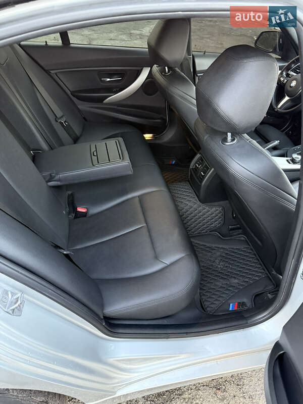 Седан BMW 3 Series 2016 в Днепре фото 20 Седан BMW 3 Series 2016 в Днепре