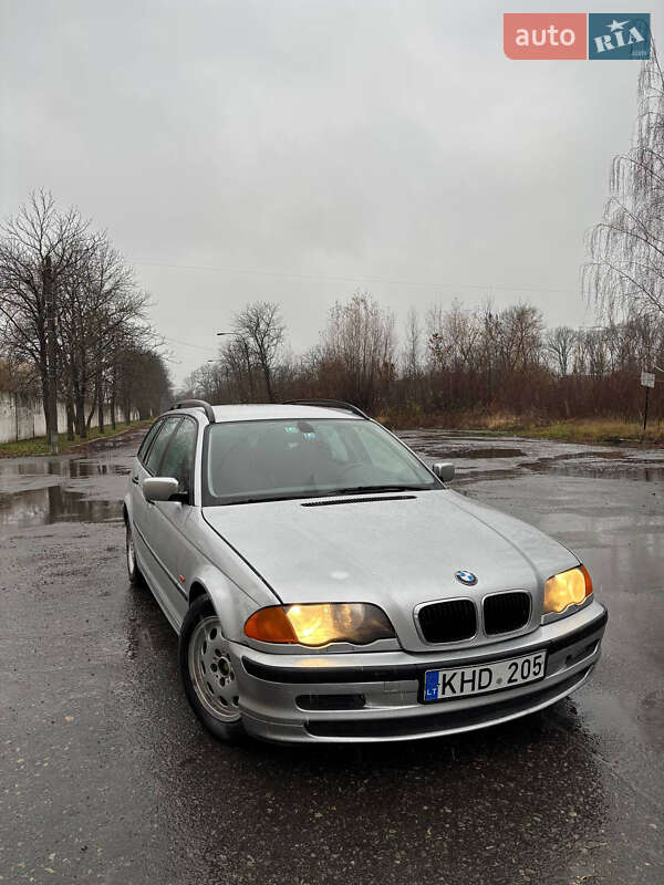 BMW 3 Series 2001