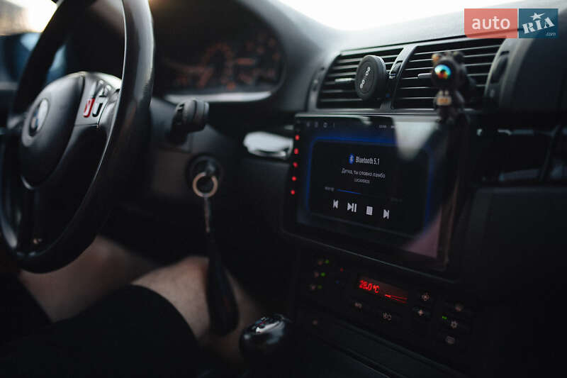 Седан BMW 3 Series 2004 в Харькове