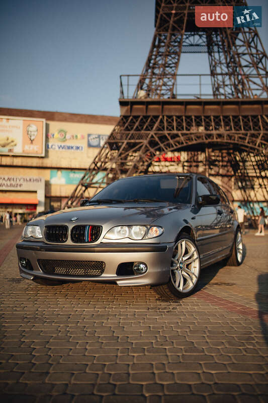 Седан BMW 3 Series 2004 в Харькове