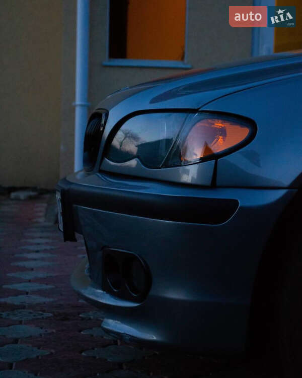 Седан BMW 3 Series 2004 в Харькове