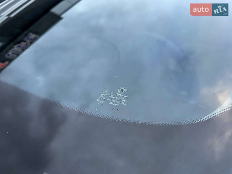 Седан BMW 3 Series 2012 в Черкассах