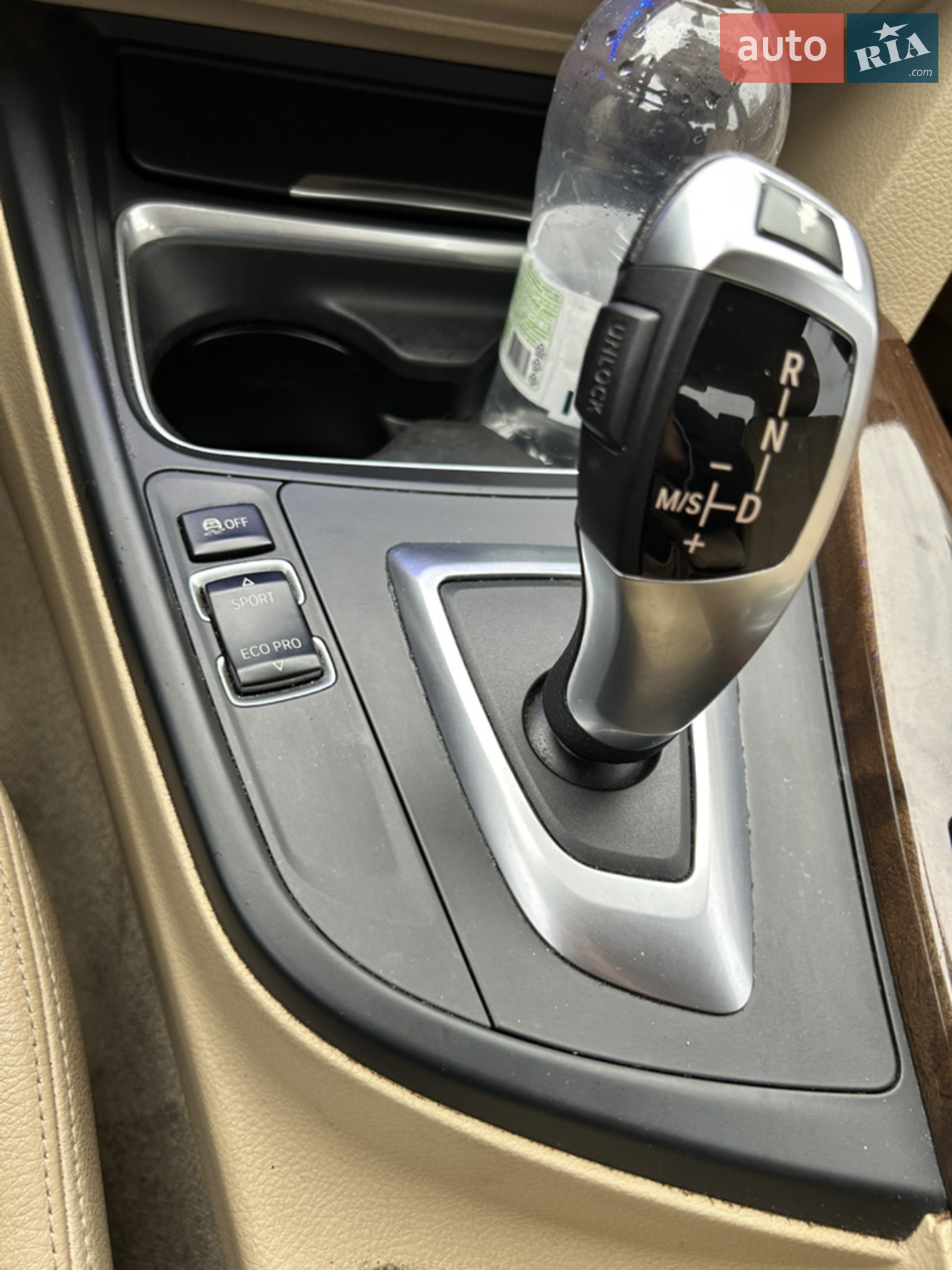 2012 BMW 3er - мініатюра 12