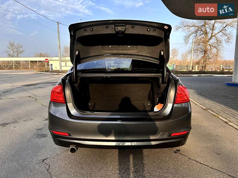 Седан BMW 3 Series 2015 в Кременчуге фото 17 Седан BMW 3 Series 2015 в Кременчуге