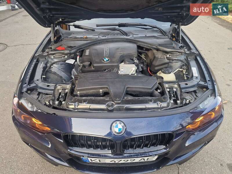 Седан BMW 3 Series 2013 в Днепре