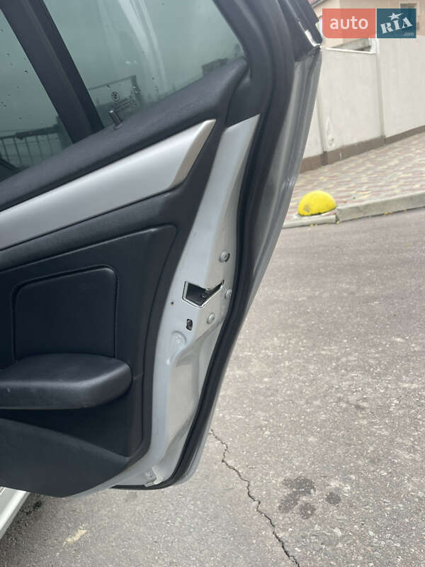 Универсал BMW 3 Series 2003 в Одессе