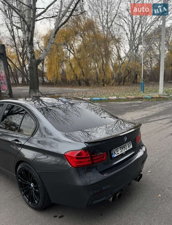 Седан BMW 3 Series 2015 в Днепре