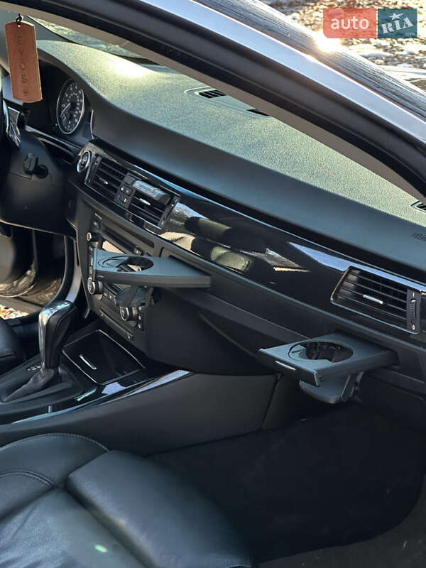 Купе BMW 3 Series 2010 в Львове фото 34 Купе BMW 3 Series 2010 в Львове