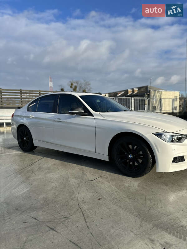 Седан BMW 3 Series 2015 в Киеве фото 2 Седан BMW 3 Series 2015 в Киеве