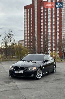Седан BMW 3 Series 2010 в Харькове