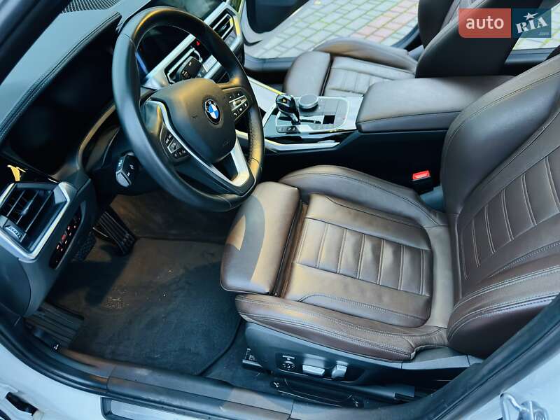 Седан BMW 3 Series 2019 в Луцке