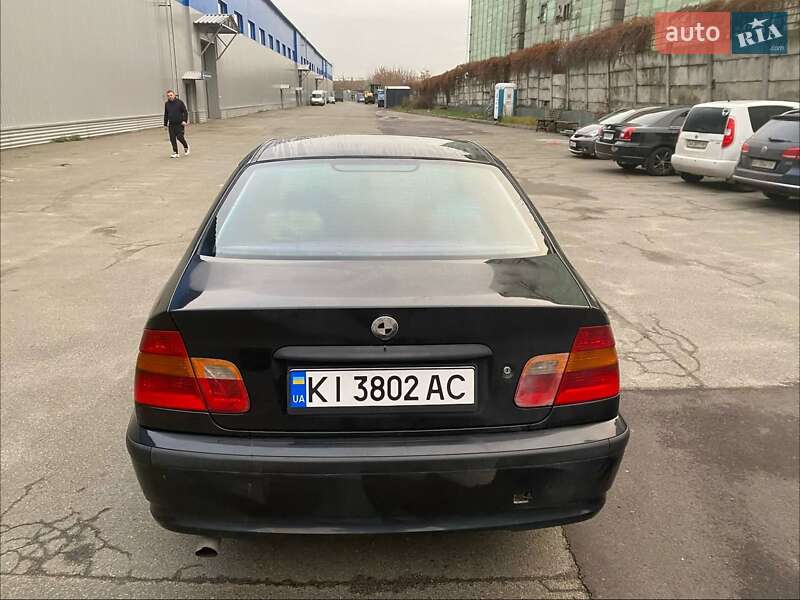 Седан BMW 3 Series 2003 в Коцюбинском