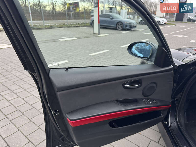 Седан BMW 3 Series 2005 в Ивано-Франковске