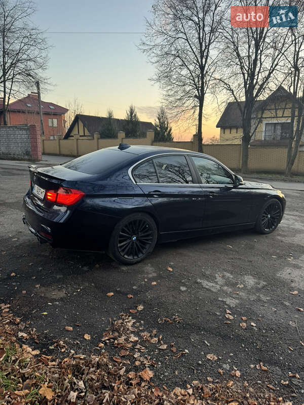 Седан BMW 3 Series 2015 в Хмельницком