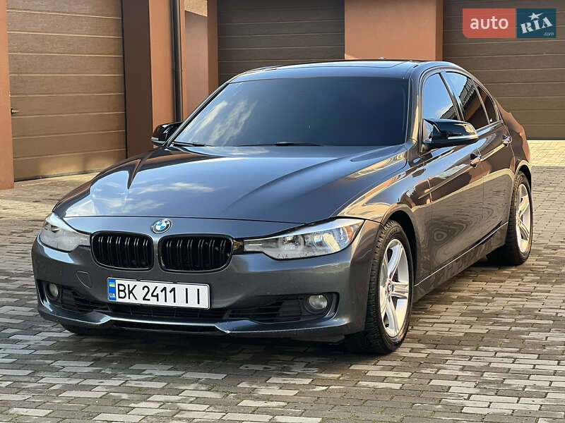 Седан BMW 3 Series 2012 в Ровно